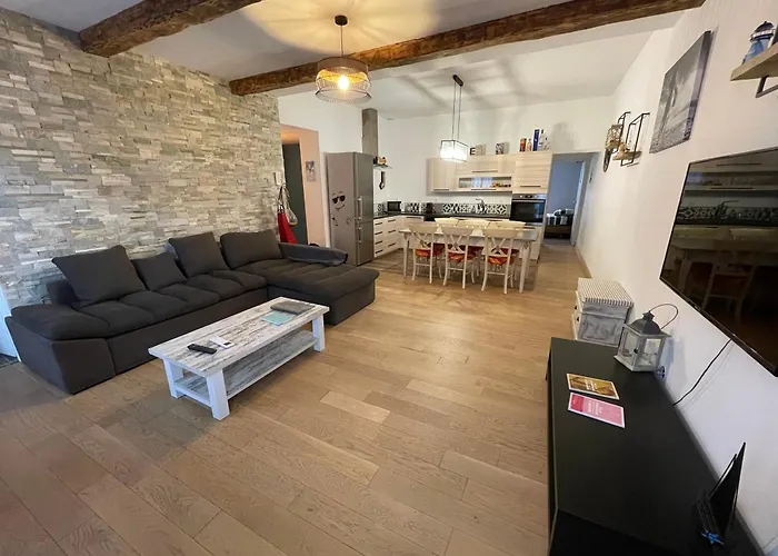 Un Cocon Au Coeur Du Village